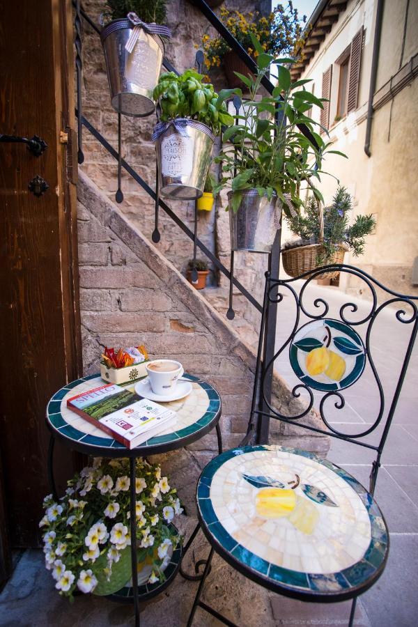 Ferienwohnung Perla Spello Exterior foto